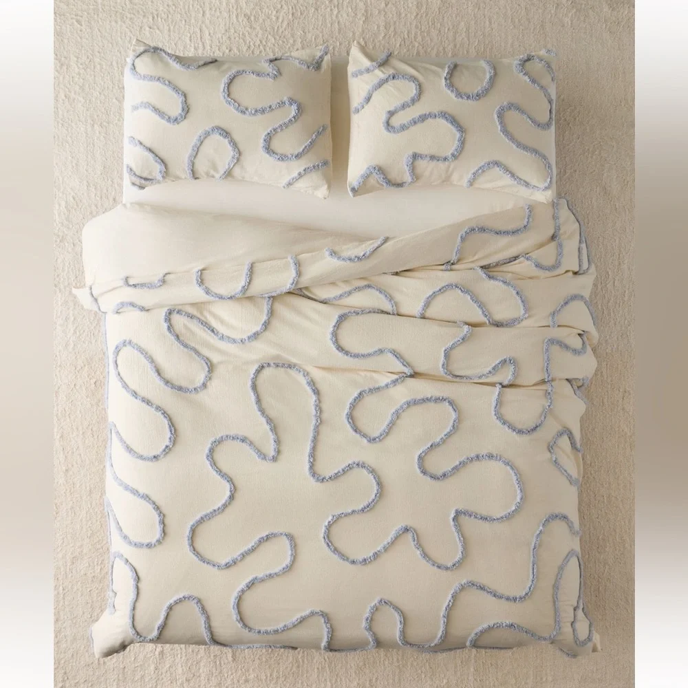 ✨NWT URBAN OUTFITTERS WIGGLE TUFTED DUVET COVER✨
